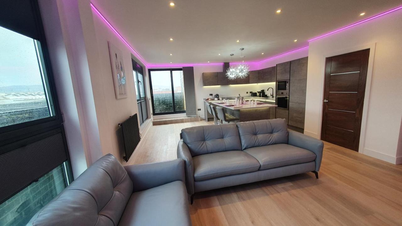Central Penthouse With Hot Tub & Views 24 Челтенхам Экстерьер фото
